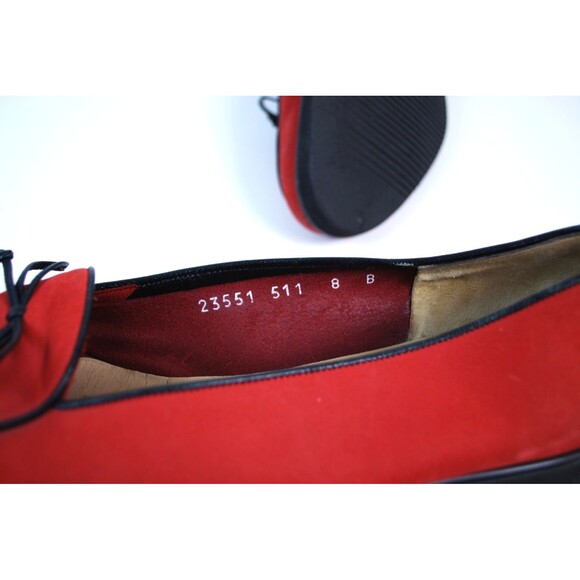 SALVATORE FERRAGAMO Red Suede w/ Black Patent Leather Piping/Bow Loafers US 8B - Picture 8 of 9